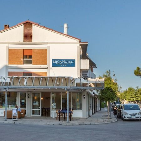 Miga Hotel Grado Centro Exteriör bild